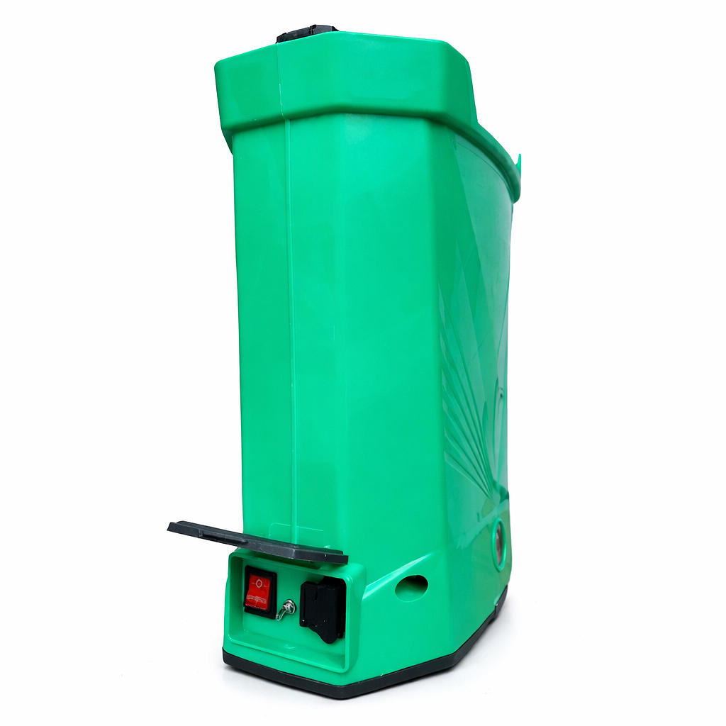 Акумулаторна гръбна пръскачка 18L SPRAYER LUX – 12V / 8Ah
